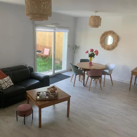 Maison 3 A 5 Min Du Port De * La Rochelle (Charente-Maritime)