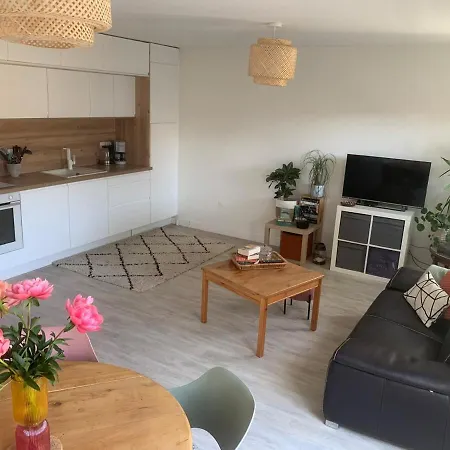 Maison 3 A 5 Min Du Port De La Rochelle Apartment